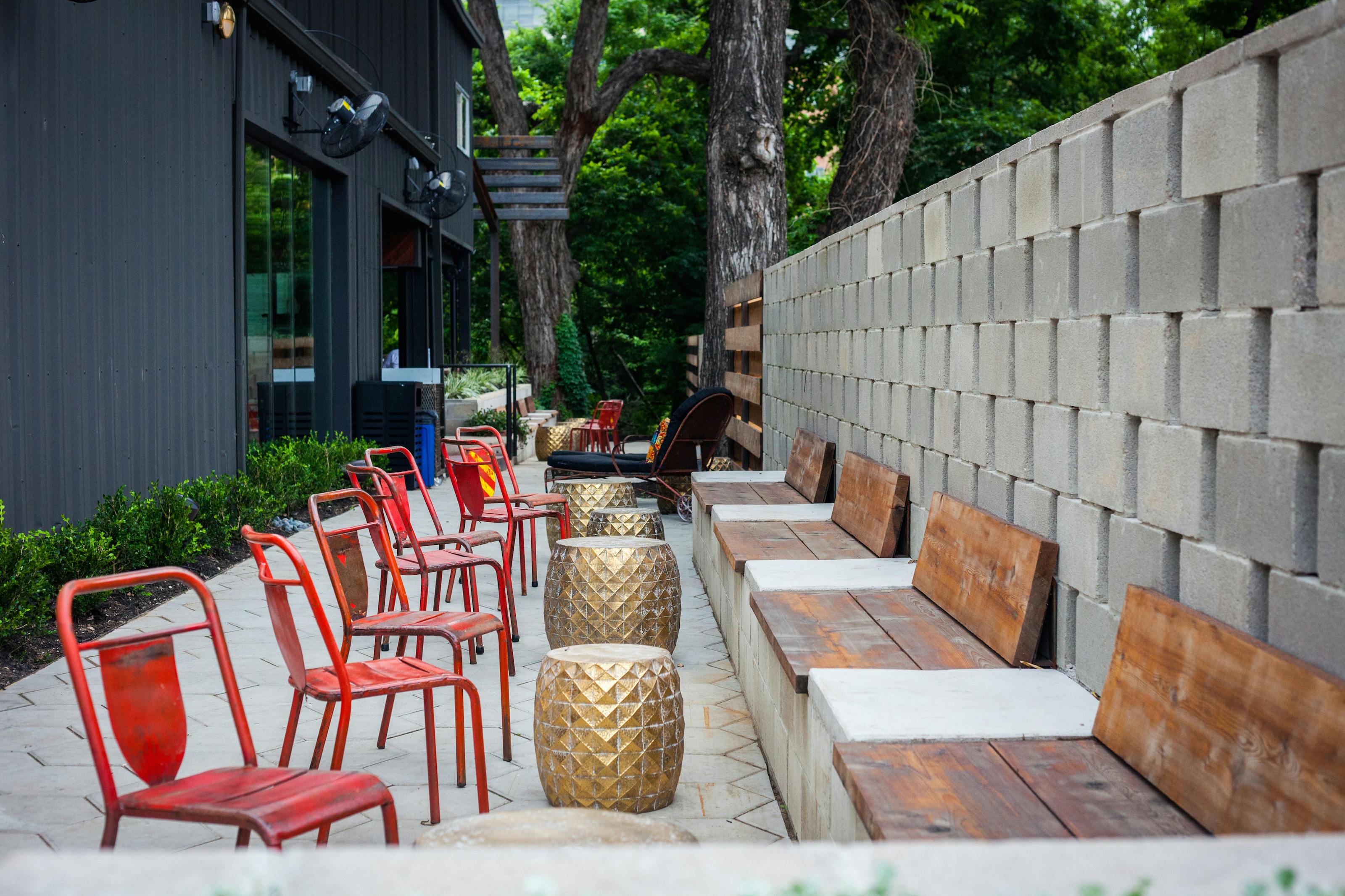 The Best Happy Hours At Austin Bars And Restaurants Austin The Infatuation